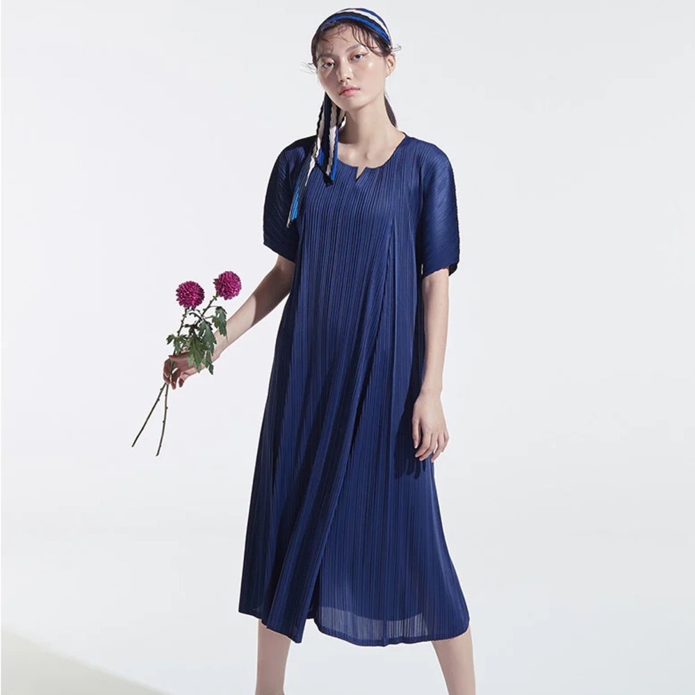 EVERCUBE Blue Pleated Lagenlook Navy Midi Dress Size 6